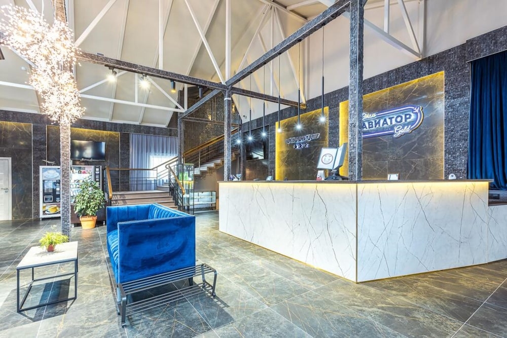 Hotel Aviator