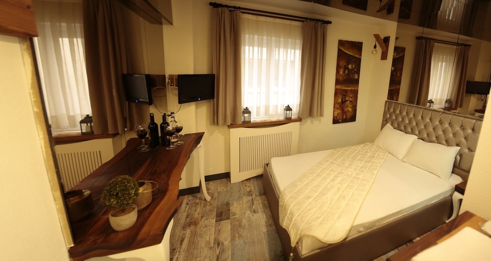 Cagla Pinar Hotel