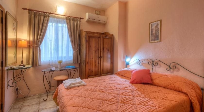 Green Grove Guest House