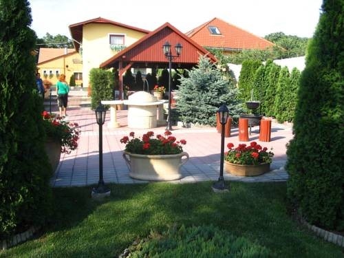 Halász Airport Panzio