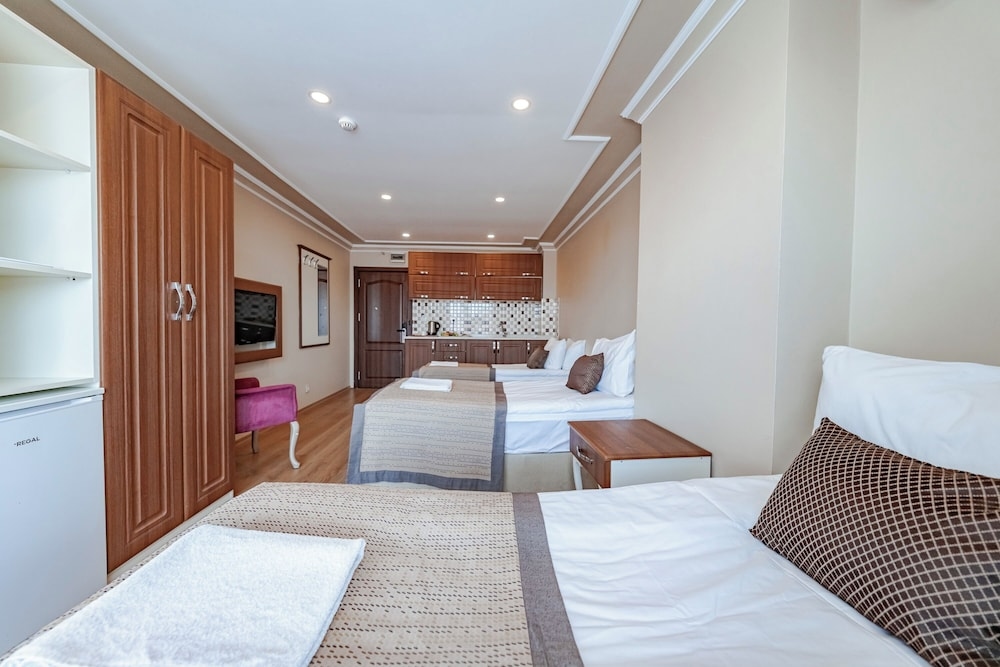 Grand Hamit Hotel