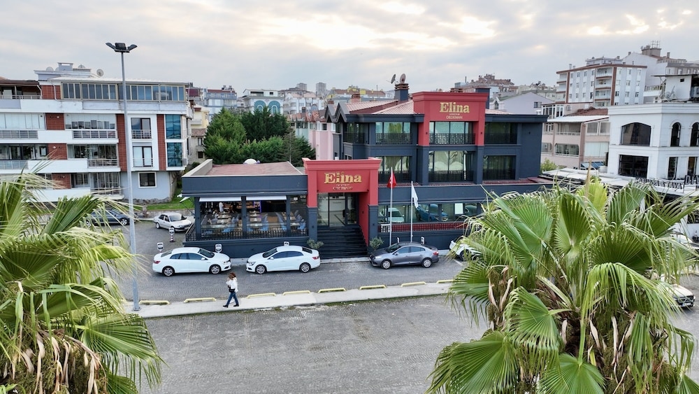 Janti Boutique Hotel & Cafe Brunch