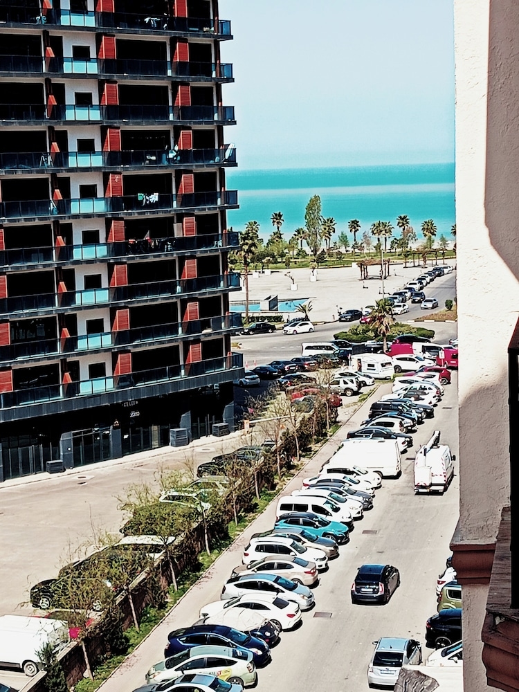 Hotel Batumi Inn