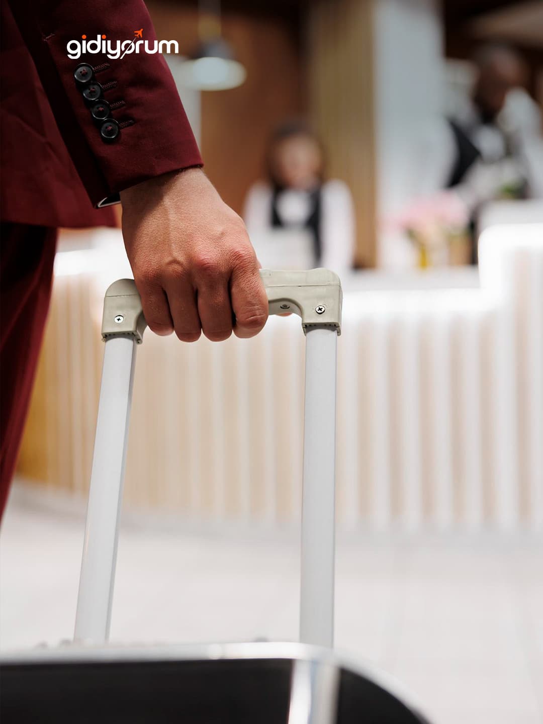 Airport Hotels: A Guide to Accommodation During Long Layovers