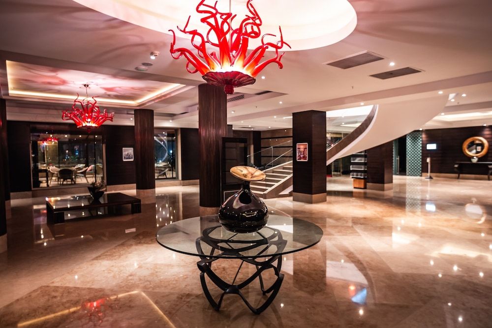 Celik Palas Convention Center & Thermal Spa - Fotoğraf 2