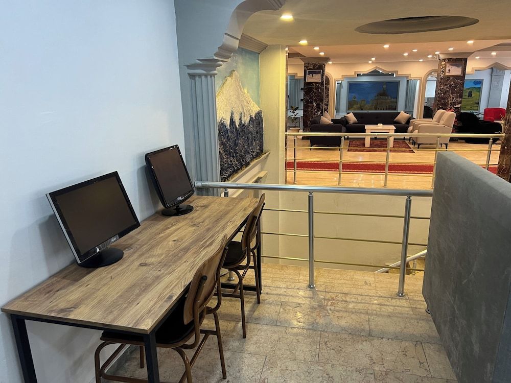 Hotel Ararat - Fotoğraf 4