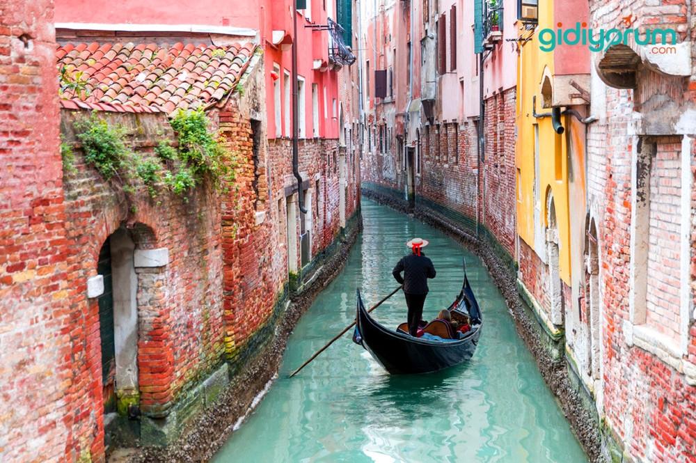 Kanallar ve Kiliseler Şehri Venedik