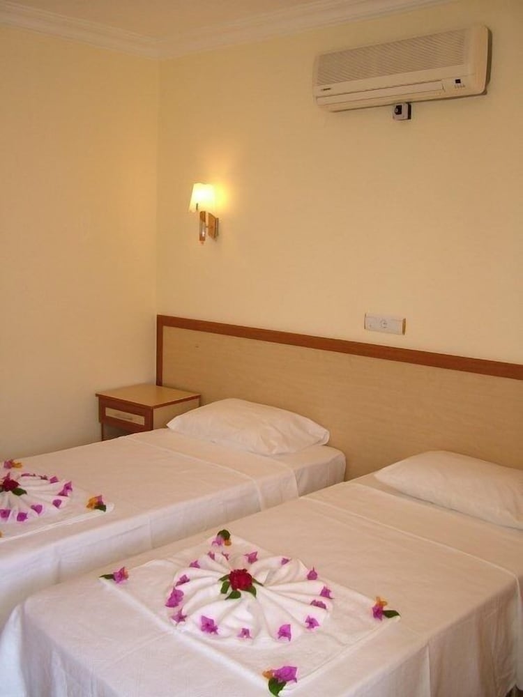 Celik Apart Hotel