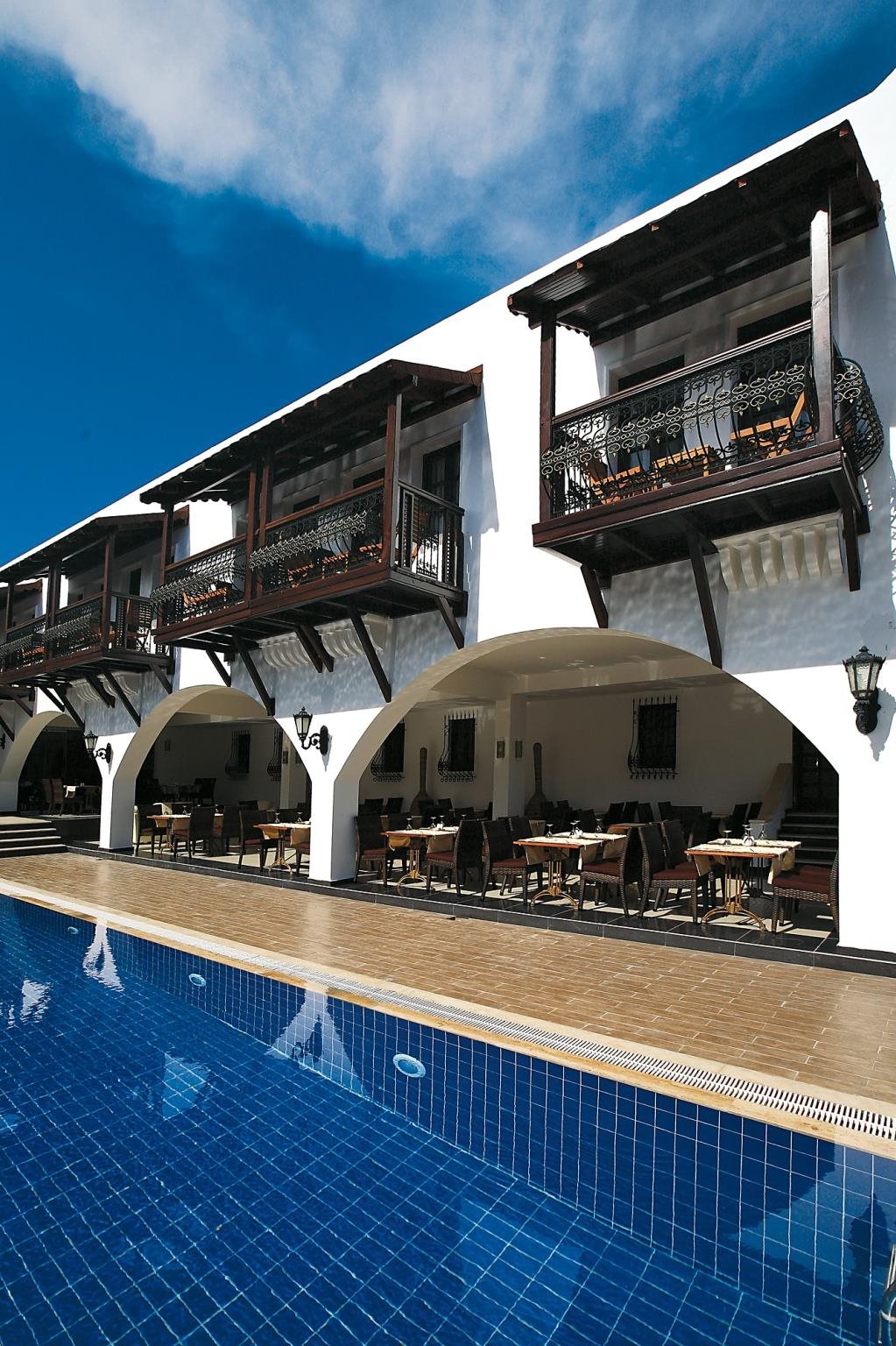Costa Bitezhan Hotel