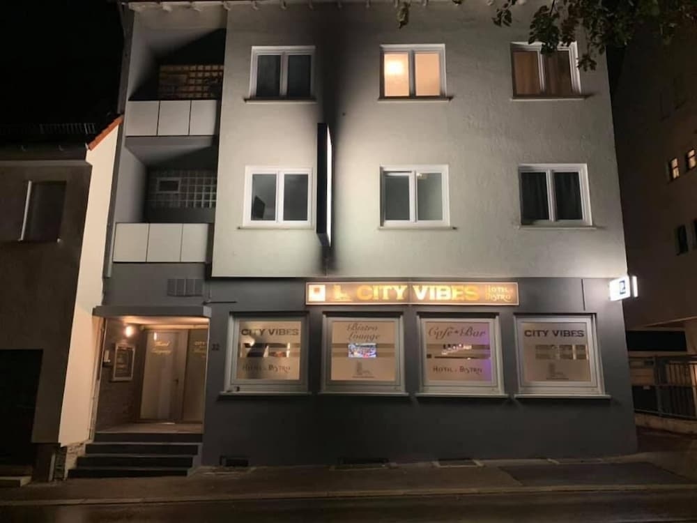 City Vibes Hotel & Bistro