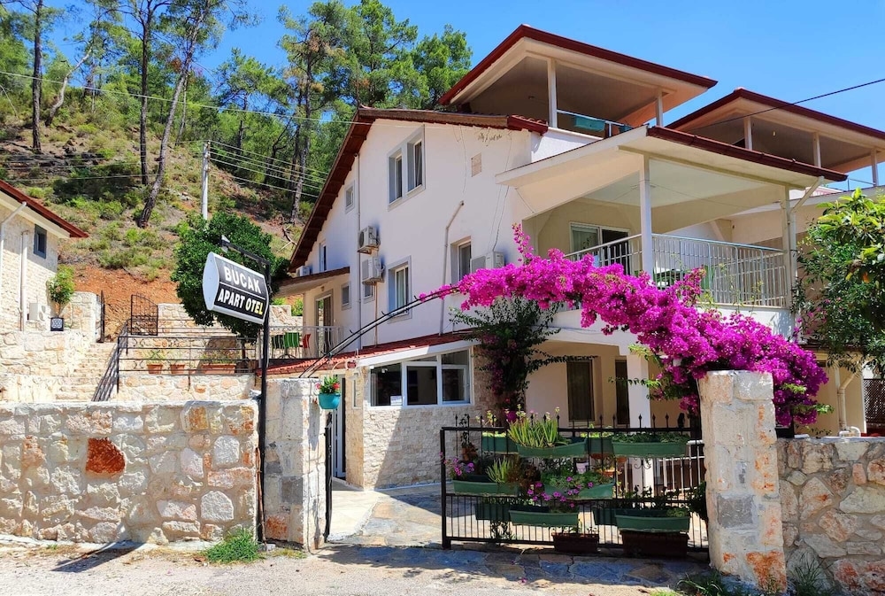 Bucak Apart Hotel