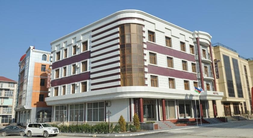 Royal Hotel