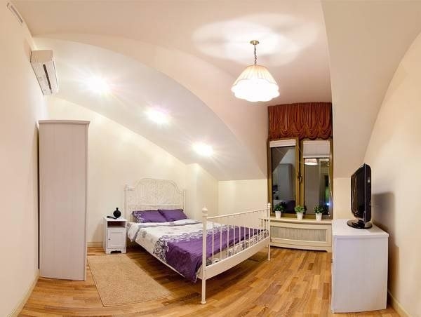 Weekend Inn Apartments