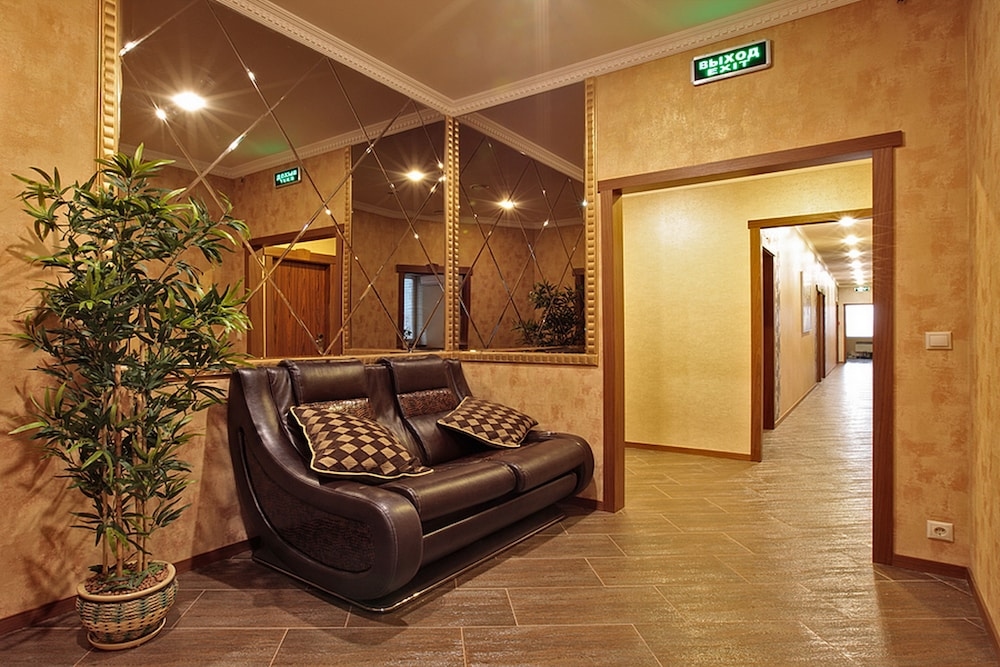 Broadway Hotel Moscow