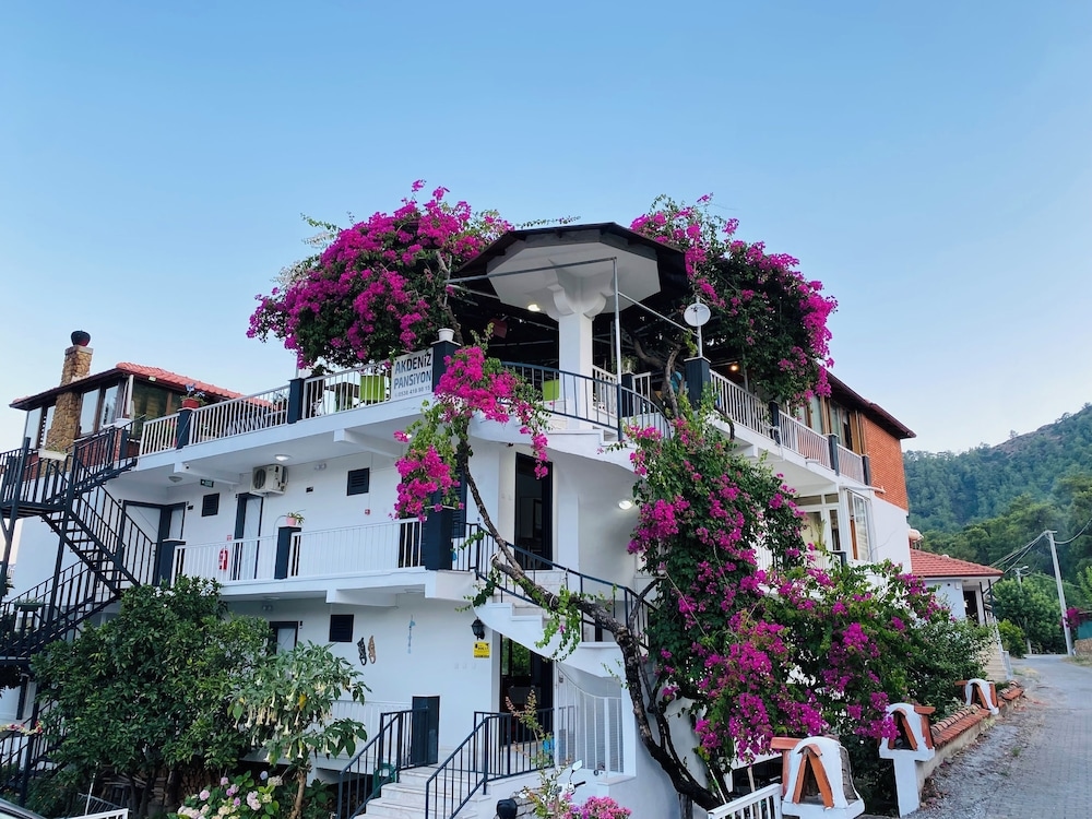 Akdeniz Hotel