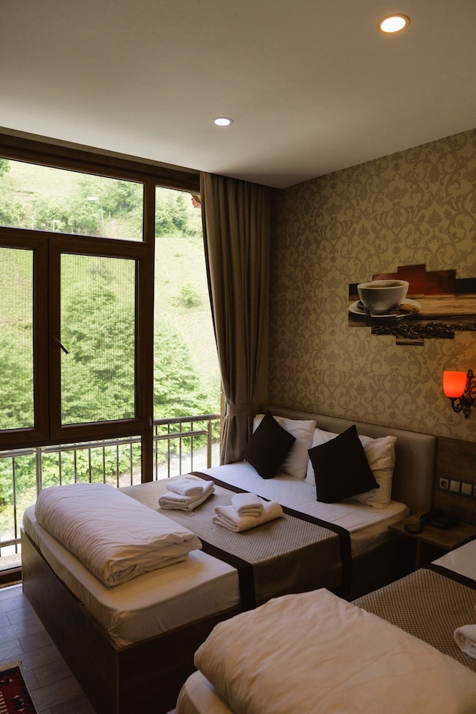 Hanedan Suit Hotel