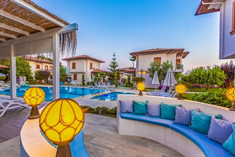 Vista Villas & Suites