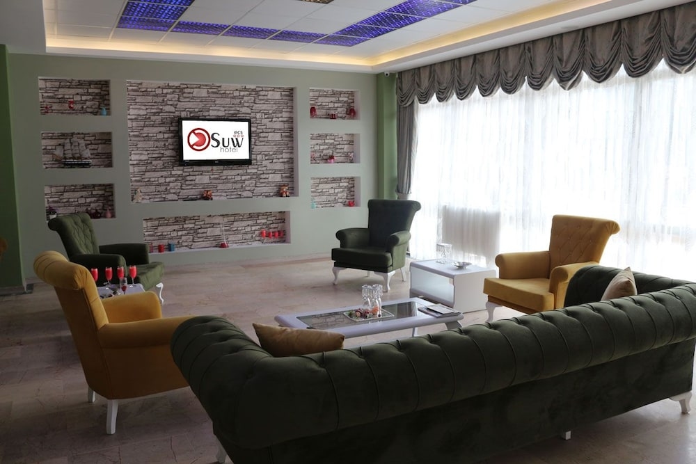 Suw Hotel